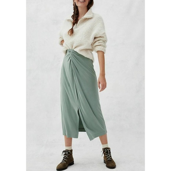 Anthropologie Dresses & Skirts - Anthropologie Juni Midi Skirt Light Green Twist Front Slit Elegant Size Medium